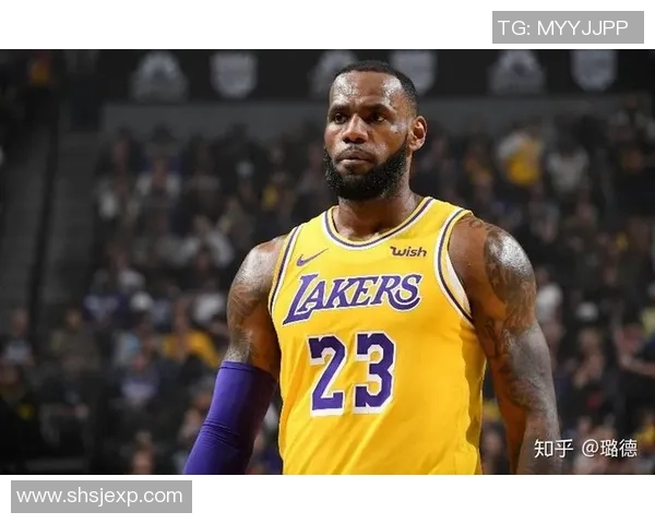 足球巨星与篮球巨星在全球体育舞台的影响力与地位比较分析